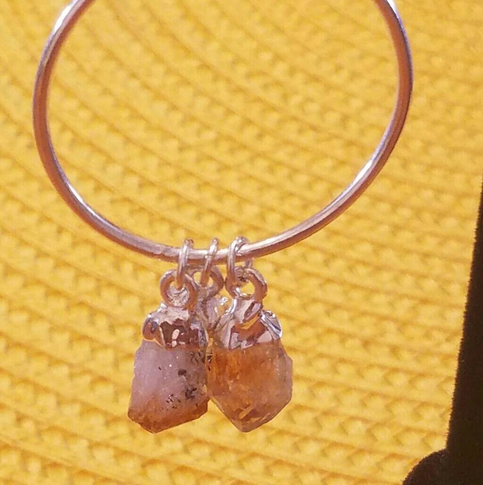 Earrings - Picture 2 of 3